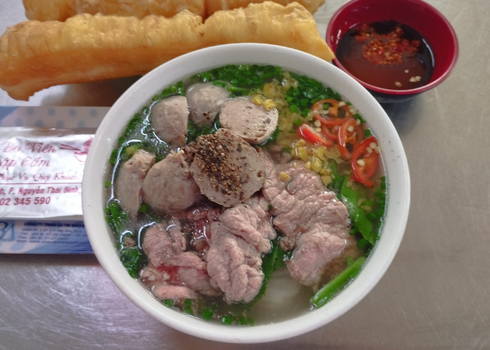 quán phở lòng bò bò viên số 7 Nguyễn Thái Bình